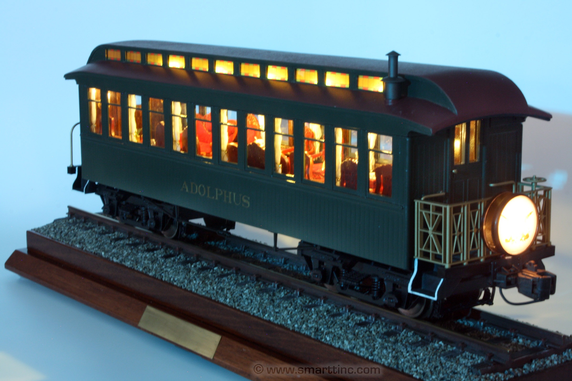 G SCALE DINER CAR